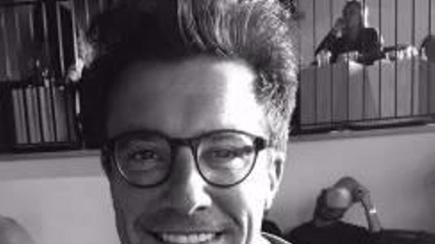 «El WhatsApp es el primer 'robatiempos' del trabajador español»