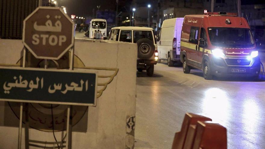 Muertas cinco personas al estallar una bomba en Argelia