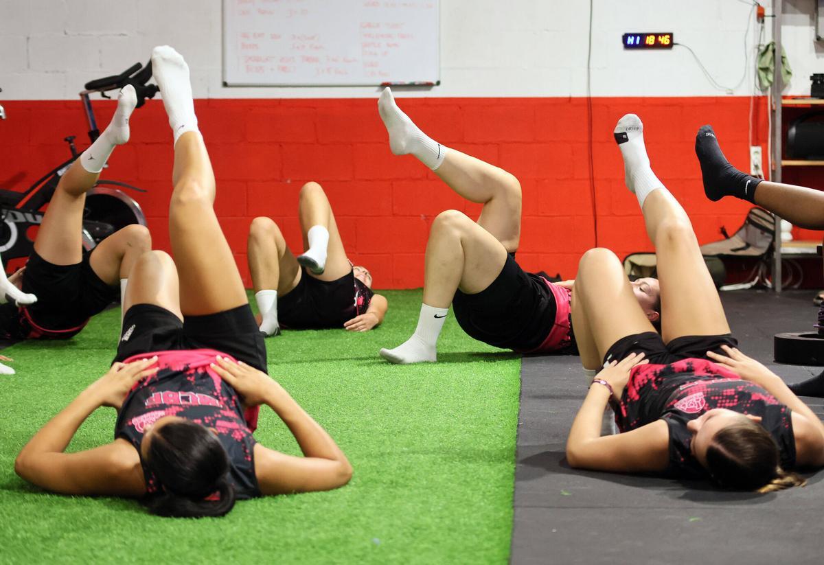 Totes les fotos del primer entrenament del Manresa CBF al Congost