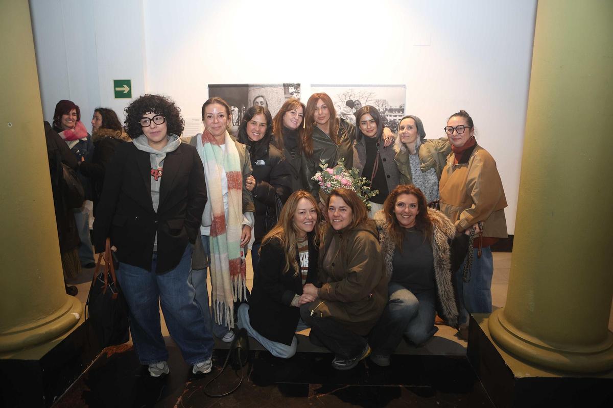 'Virando o rosa': O cancro de mama, nunha exposición sen estereotipos e con perspectiva de xénero na Coruña