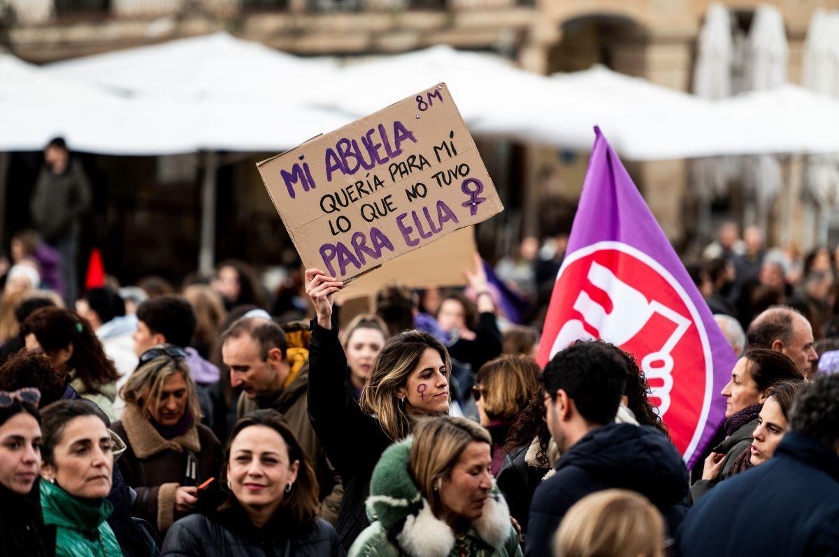 Manifestación por el 8M en Cáceres.