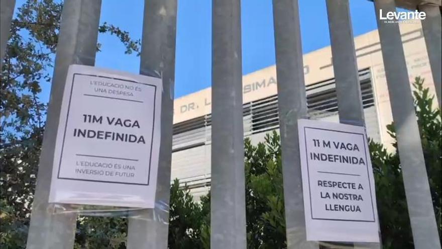 Así han amanecido los institutos de Xàtiva en el primer día de huelga indefinida