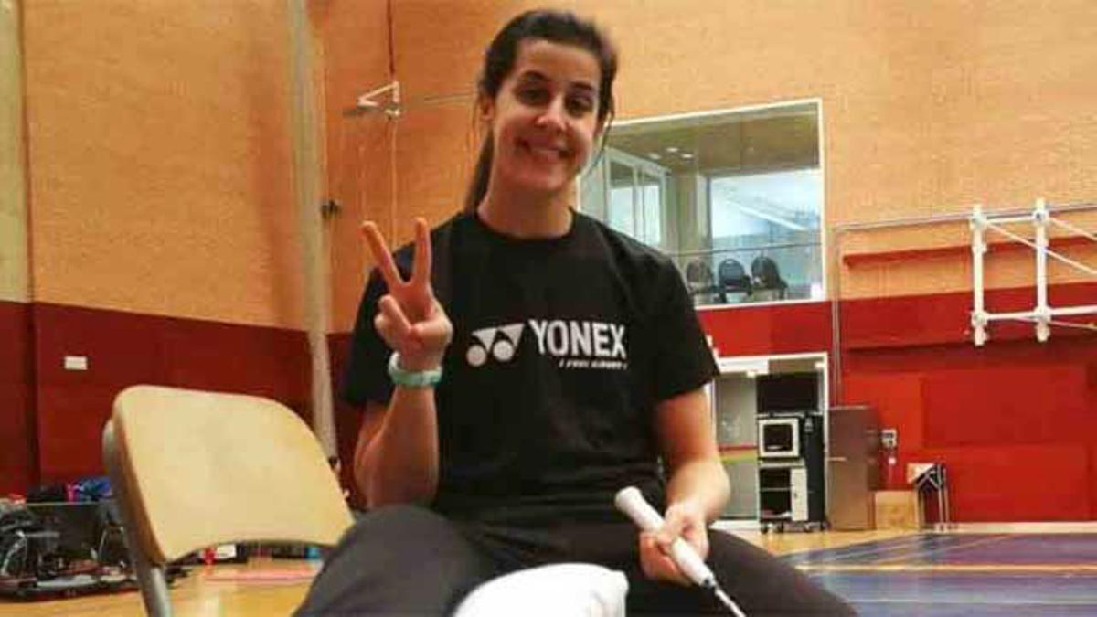 Carolina Marín vuelve a los entrenamientos una semana después de la operación
