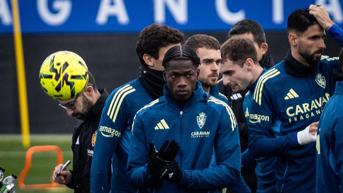 Saidu, en primer plano, junto a Cuenca, Soberón y Kodro en el entrenamiento de este martes.