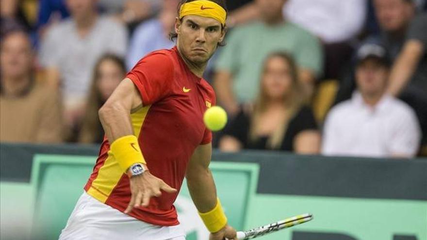 Nadal le da el primer punto a España en la Davis