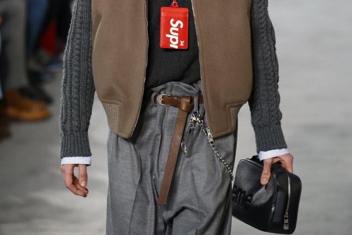 Desfile de Louis Vuitton: accesorios de Supreme