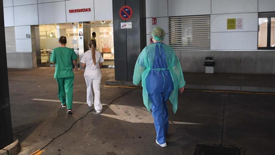 El área sanitaria de A Coruña baja de la barrera de los 200 hospitalizados