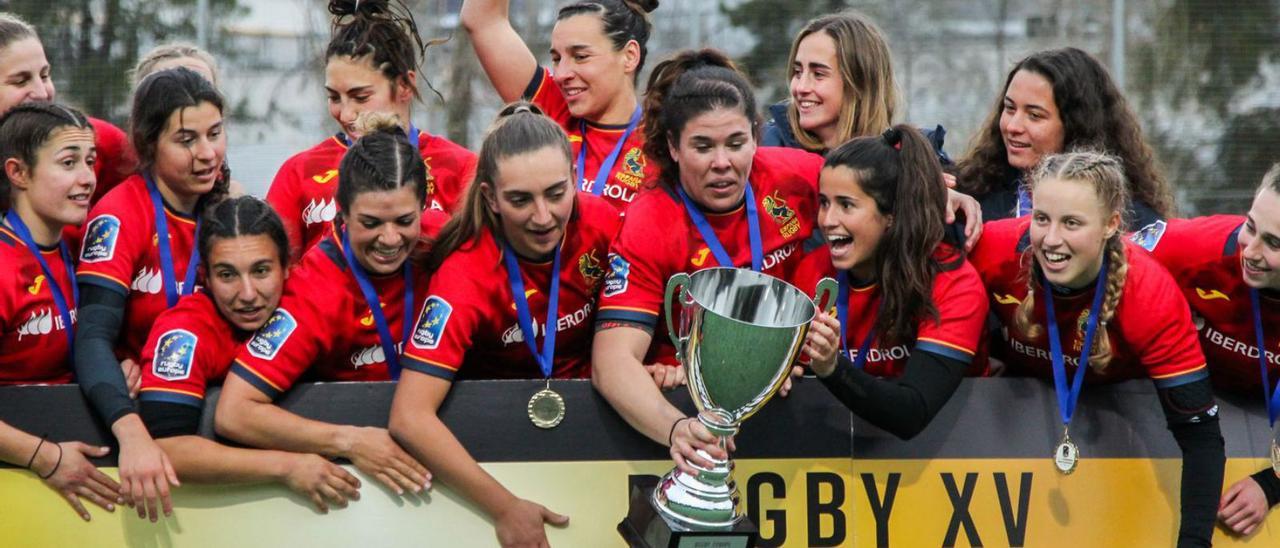 La Selección Femenina celebra el título de campeona de Europa. | E. P.