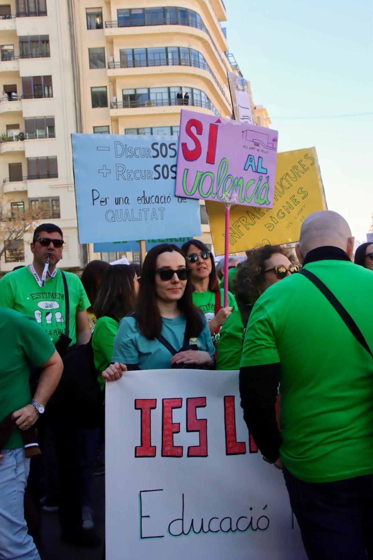 La manifestación de profesores en València en imágenes