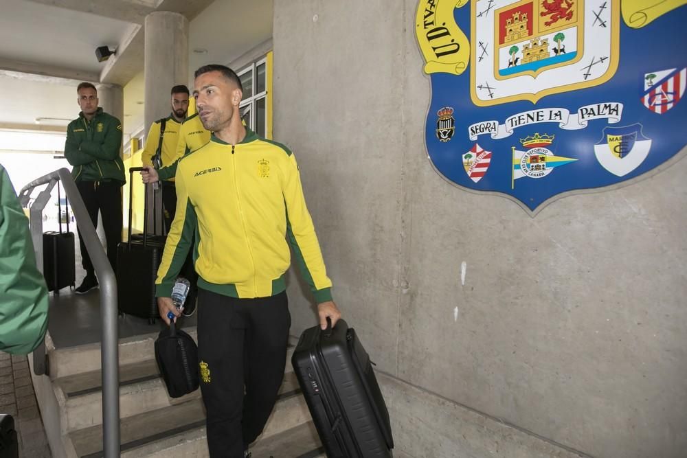 Rueda de prensa y salida de la UD Las Palmas para disputar el partido contra el Reus