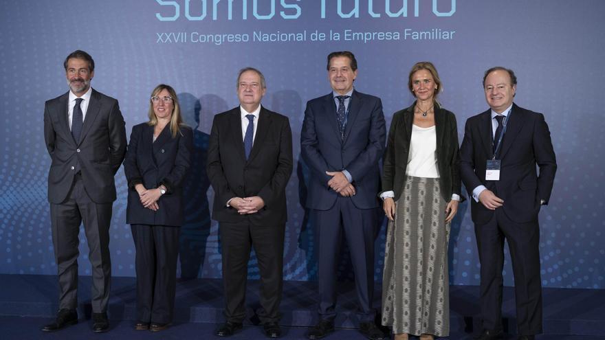 La empresa familiar mejora su valoración sobre la situación económica y sitúa los cambios regulatorios como el principal riesgo
