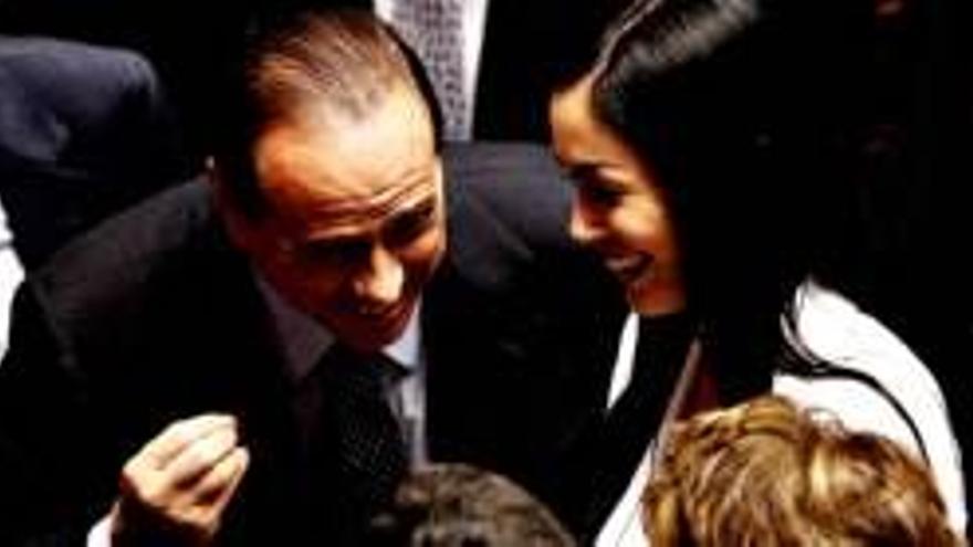 Italia rechaza la regañina de la mujer de Berlusconi