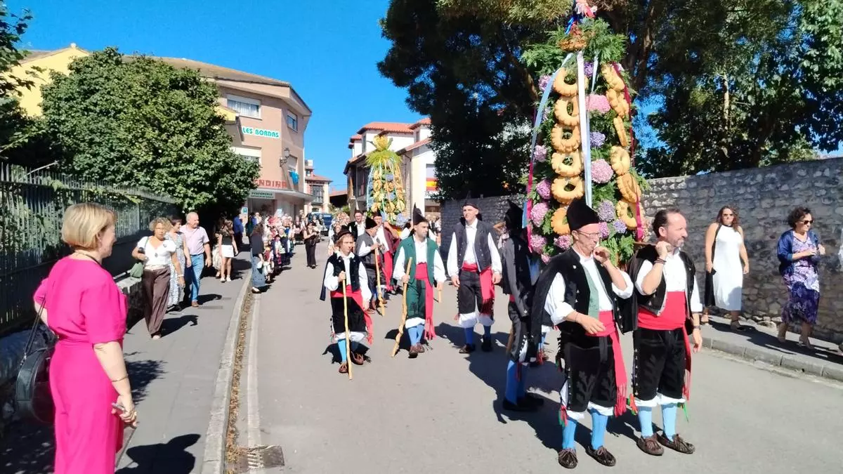 Colombres se emociona con su día grande: así se celebra La Sacramental