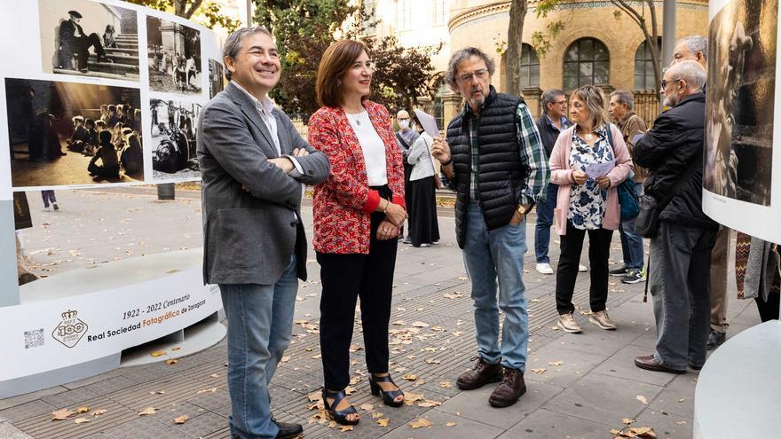 La Gran Vía de Zaragoza viaja a través de un siglo de fotografía