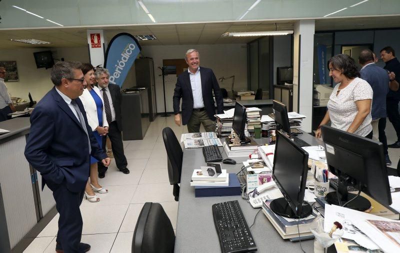 Visita de Jorge Azcón a la redacción