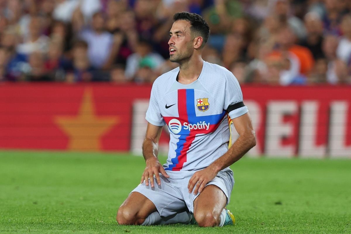 Sergio Busquets: El club sigue trabajando en una rebaja salarial que ayude a mejorar las cuentas