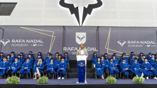Moyá destaca la importancia de los valores en la graduación de la Rafa Nadal Academy