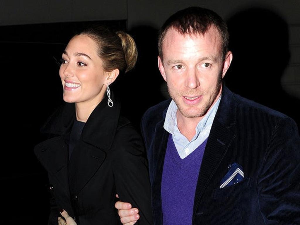 Guy Ritchie espera un hijo con su nueva novia - Cuore