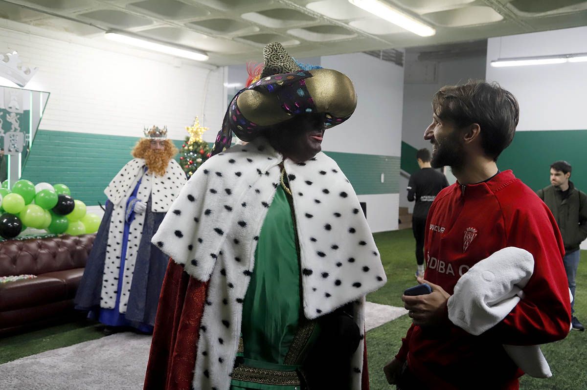 Los Reyes Magos visitan al Córdoba CF en el Arcángel