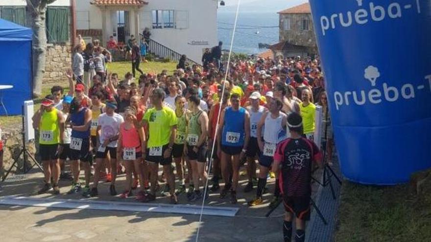 Los participantes pocos momentos antes de la salida Corredoiras