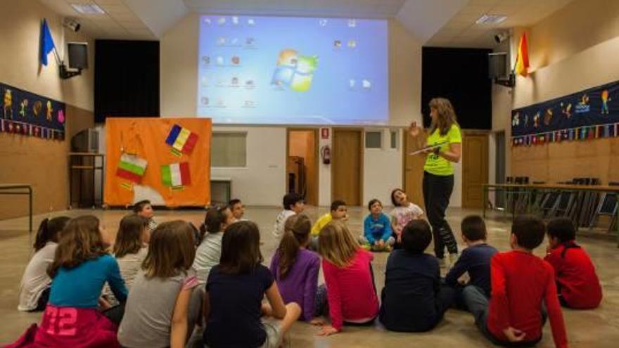 La mitad de colegios de Elche votará en septiembre la jornada continua.