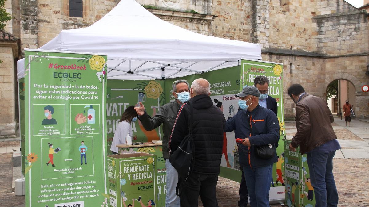 Campaña de reciclaje de aparatos electrónicos en Zamora con la colaboración del Ayuntamiento y la Fundación Ecolec.