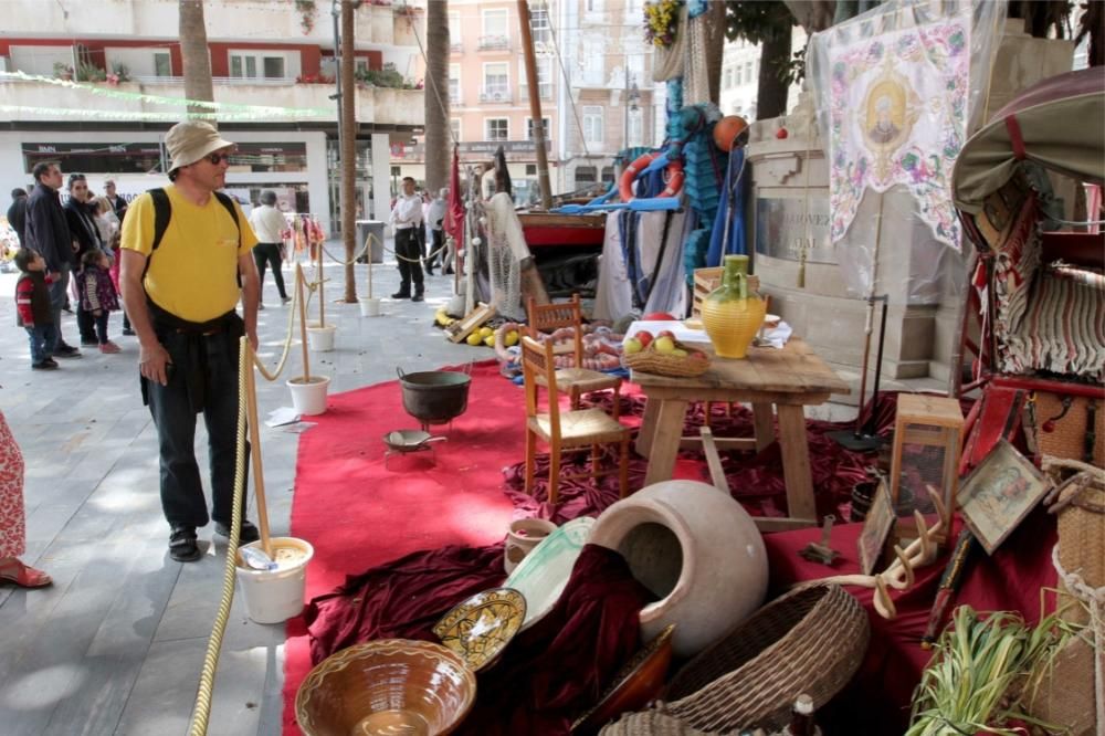 Gran ambiente en al Fiesta de las Cruces de Mayo en Cartagena