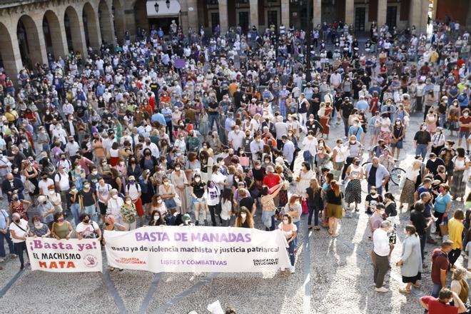 Clamor unánime en Gijón para condenar la supuesta violación denunciada por dos jóvenes