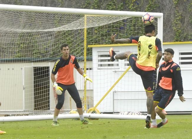 ENTRENAMIENTO DE LA UD LAS PALMAS EN BARRANCO ...