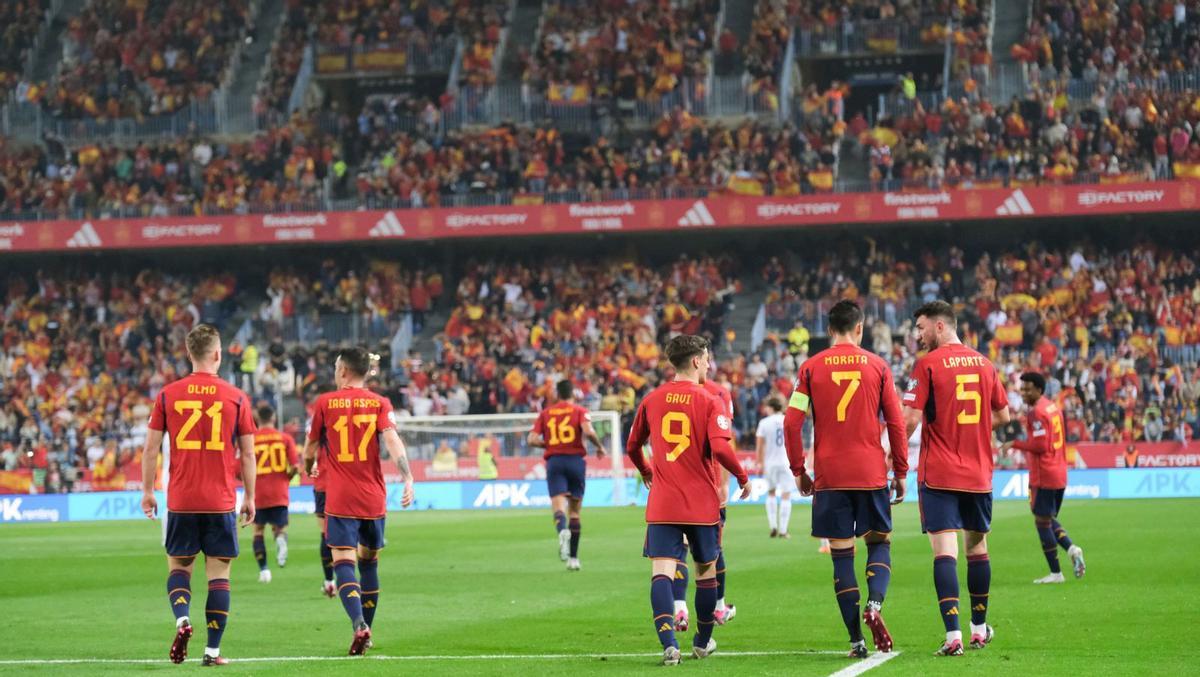 La Rosaleda, durante
un partido de la selección
española.  gregorio marrero