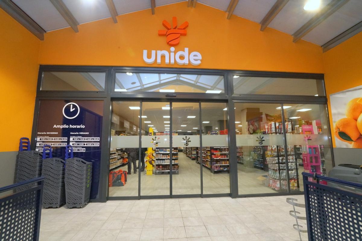 Así ha sido la inauguración del centro comercial de Alcañices