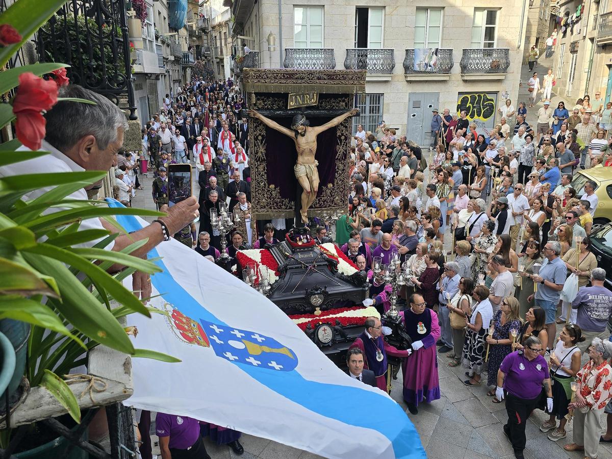 Misa y procesión del Cristo de la Victoria de Vigo, en imágenes