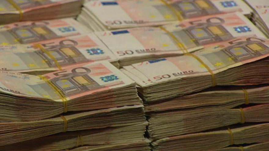 Buscan a los dueños de un millón de euros hallados en una furgoneta