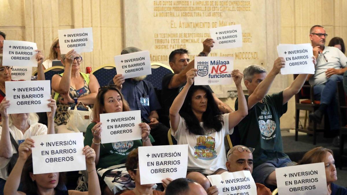 Los vecinos en el Pleno del Ayuntamiento