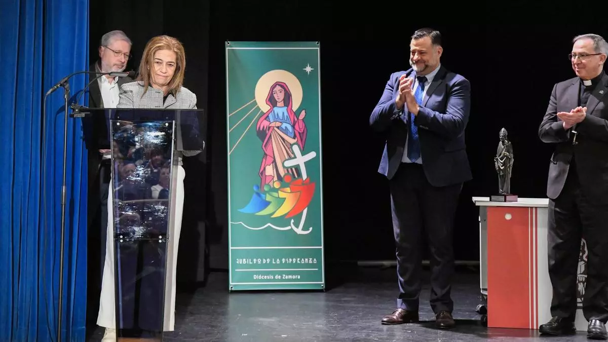 LA OPINIÓN - EL CORREO DE ZAMORA recibe el premio San Atilano