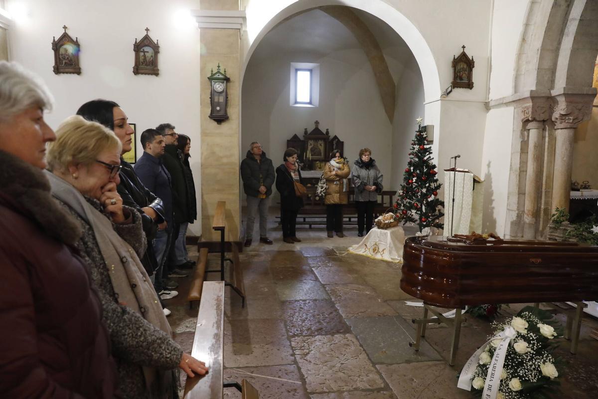 Limanes. Iglesia parroquial Santa María de la O. Funeral Selito