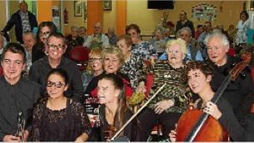 La família Conangla-Busquets ofereix un concert de luxe a la residència de Navàs