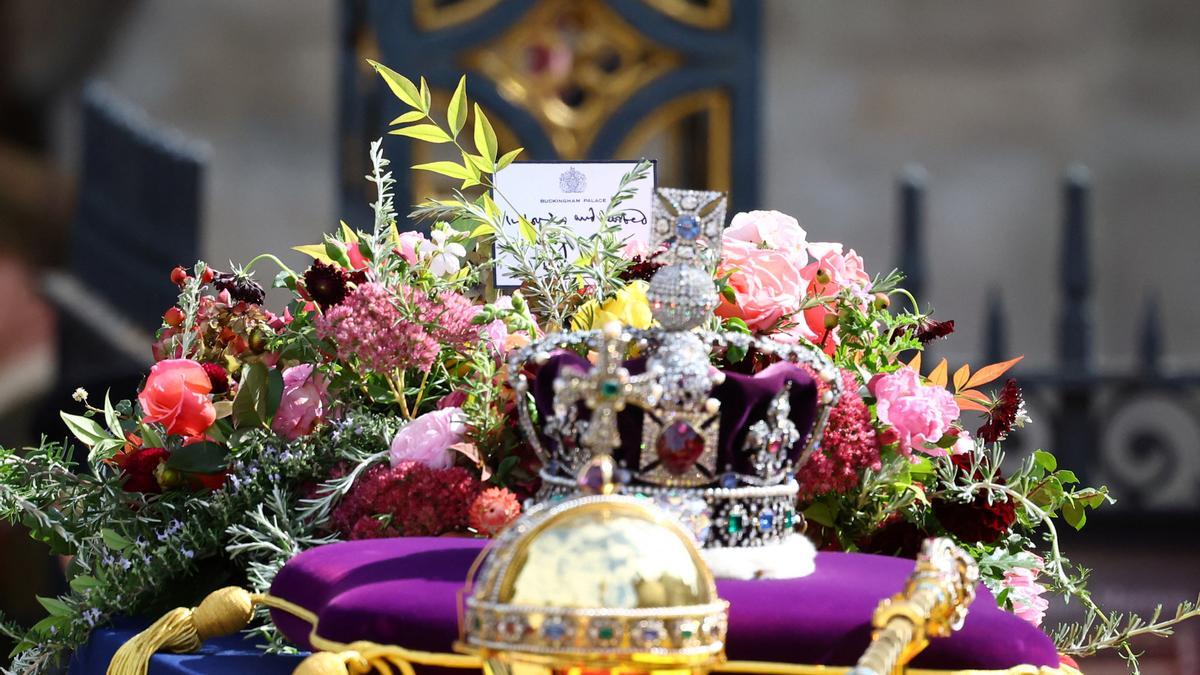 La nota íntima sobre el fèretre de la reina