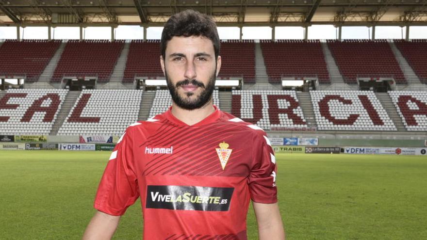 Diego Benito, novedad en la lista de convocados del Real Murcia