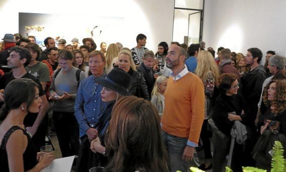 Modenschau in der Kunstgalerie