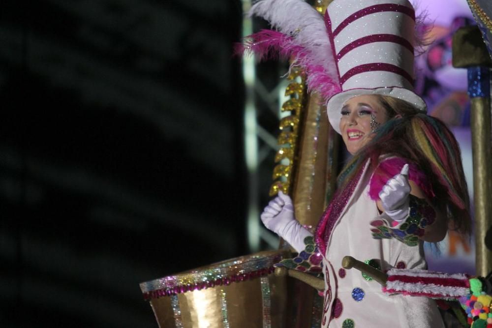 Andrea Guerrero, de la comparsa Los Gnomos, reina infantil del Carnaval de Cartagena 2017