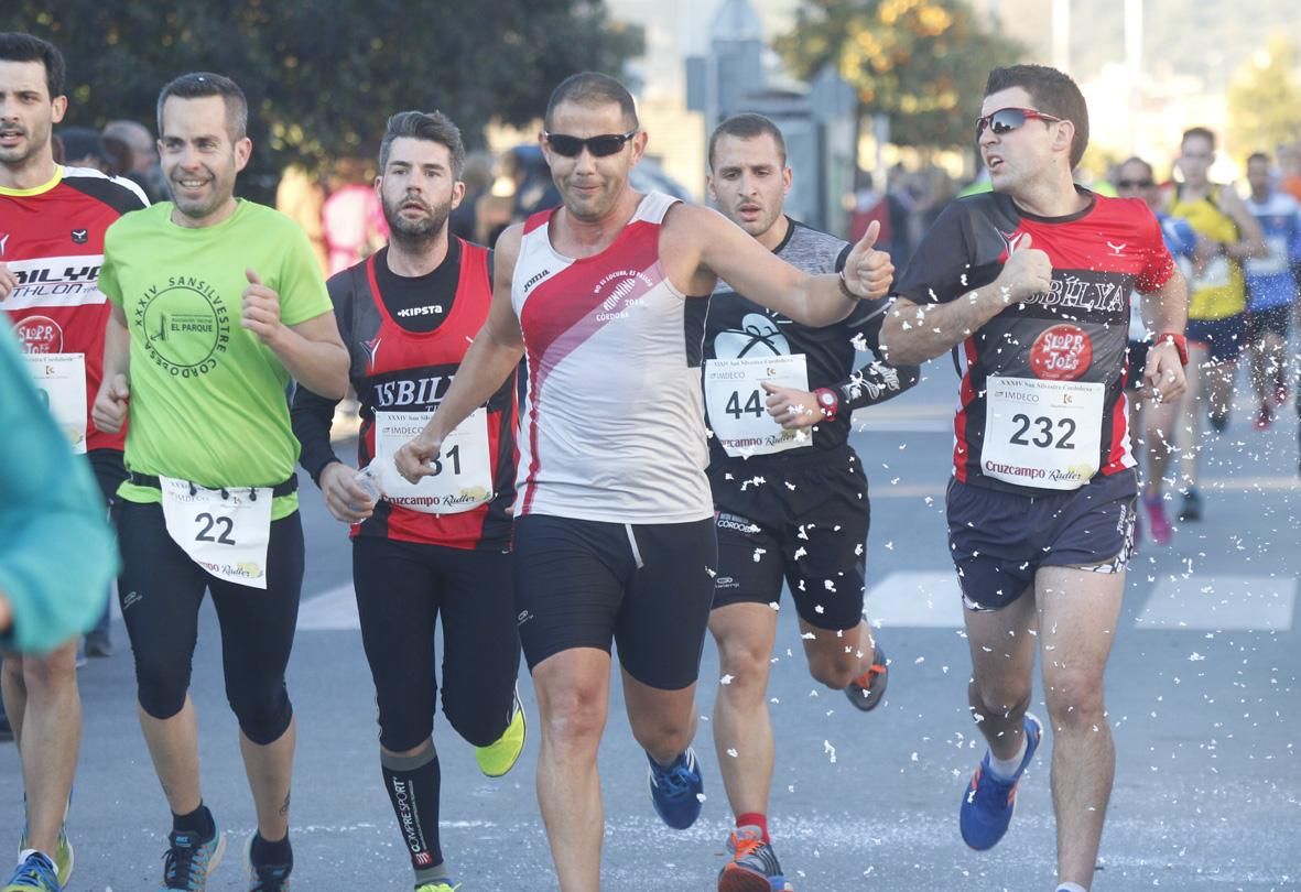 FOTOGALERÍA / 34ª edición de la San Silvestre de Córdoba