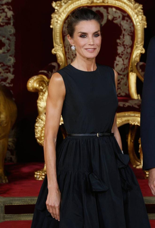 La reina Letizia recupera su vestido de The 2nd Skin Co. para la cena de gala con motivo de la OTAN