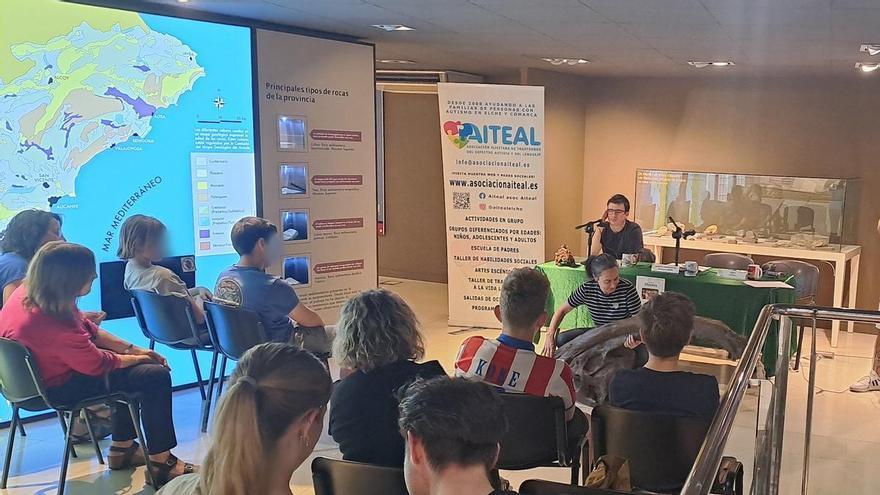 El Museu Paleontològic d'Elx sensibilitza sobre l'autisme a través d'un pòdcast