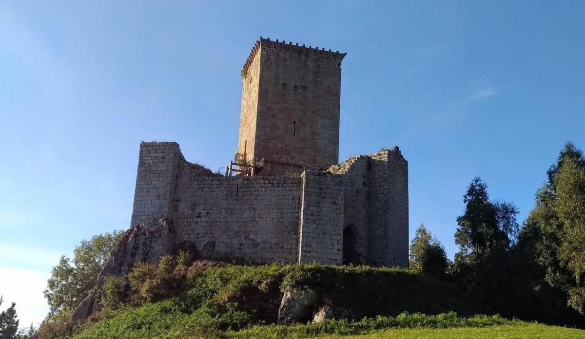 Restos do castelo de Andrade (Pontedeume).