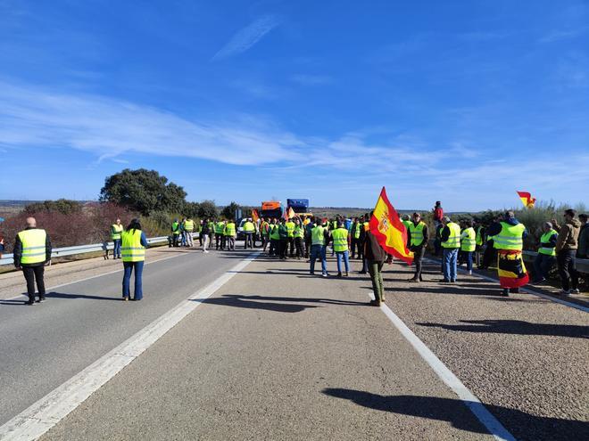 GALERÍA| Cuarta jornada de la movilización del campo en la comarca de Benavente, en imágenes