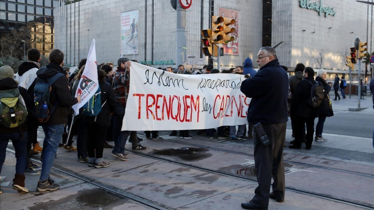 zentauroepp42684001 tall dels cdr a la diagonal per protestar contra els empreso180327090011