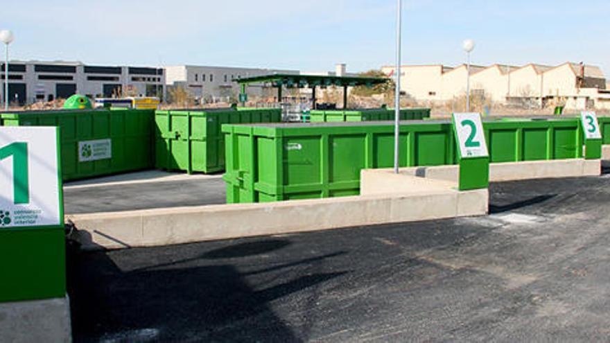 El Consorcio Valencia Interior habilita 26 ecoparques fijos para depositar residuos específicos