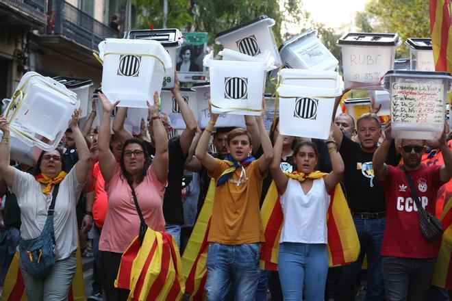 Manifestación independentista reivindicativa del referéndum del 1 de octubre