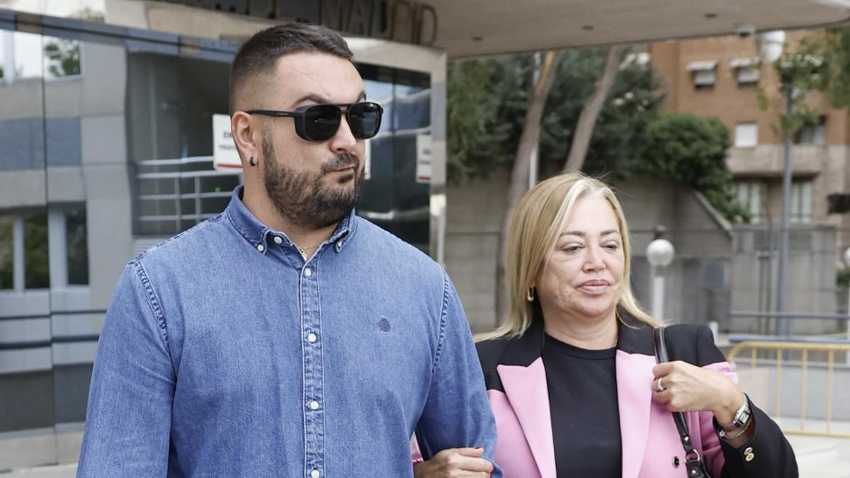 Belén Esteban a la salida de la Audiencia Provincial de Madrid